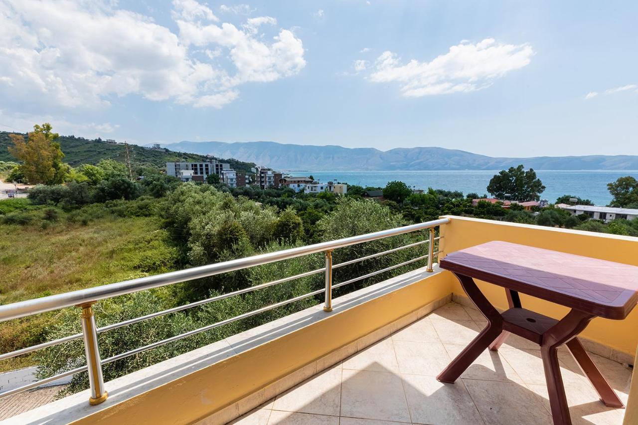 Hotel Dini Радиме Екстер'єр фото