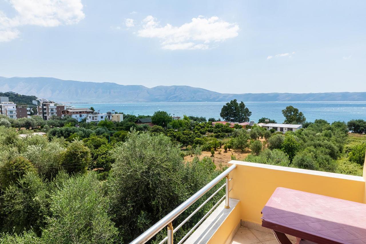 Hotel Dini Радиме Екстер'єр фото