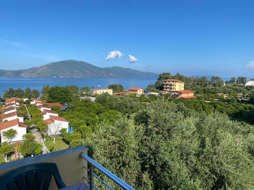 Hotel Dini Радиме Екстер'єр фото